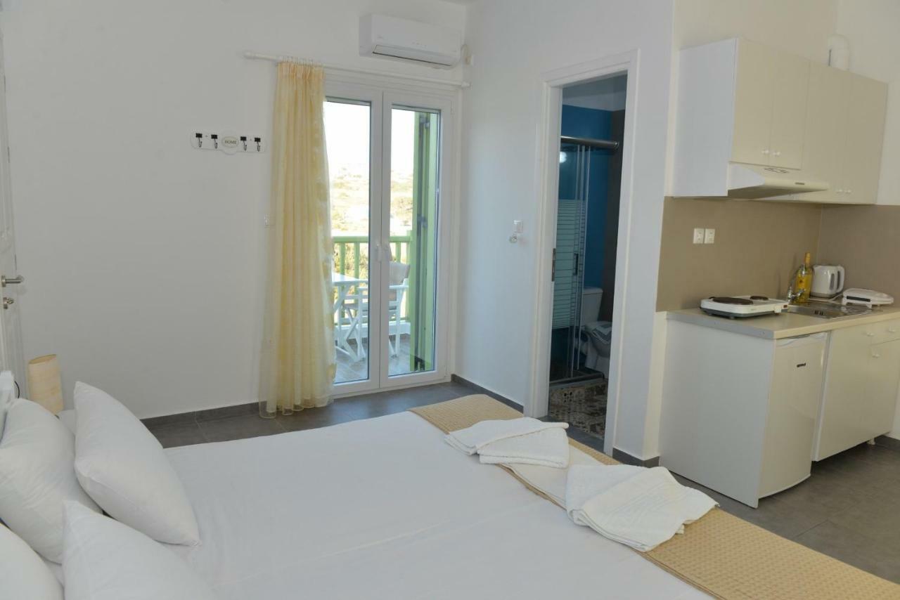Zeras Apartments Adamantas  Exterior photo